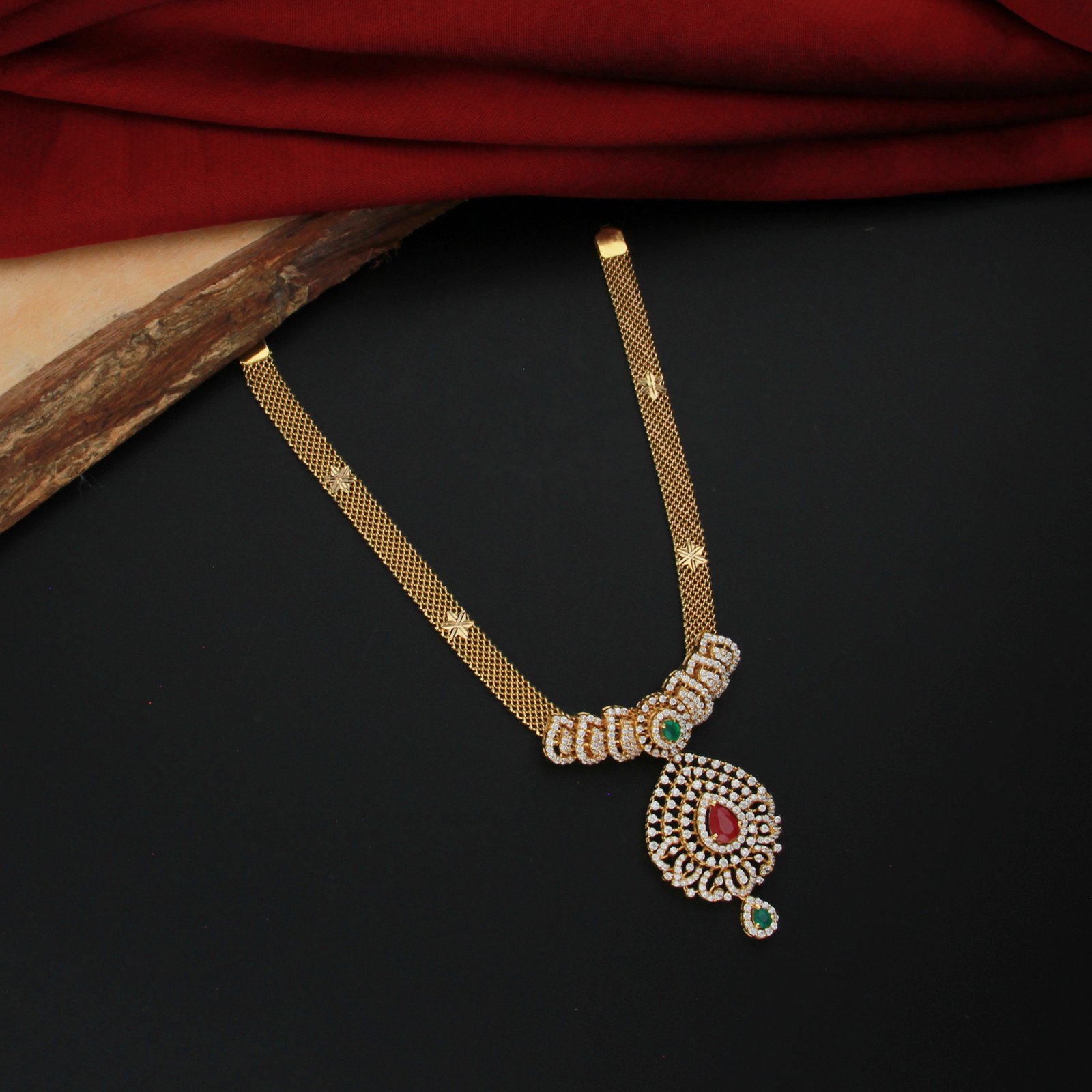 FANCY STONE NECKLACE